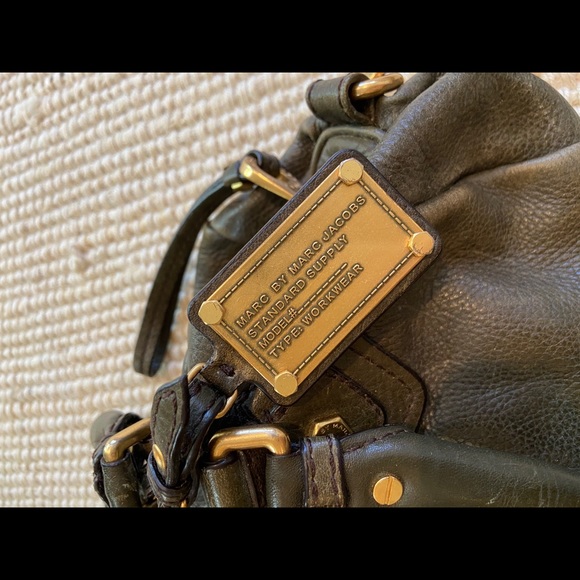 MARC by MARC JACOBS Classic Q Baby Groovee Satchel - Picture 5 of 14